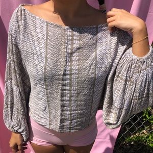 Manaola Kaluna top